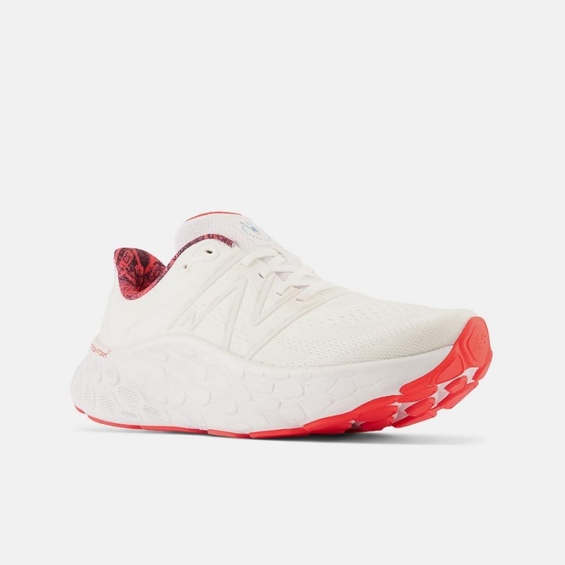 Zapatillas Para Caminar New Balance NYC Marathon Fresh Foam X More V4 Hombre Blancas Rojas | EC 1821RW